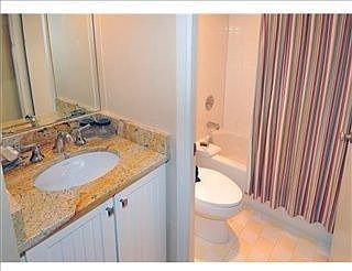 5th image of 660 Lionshead Pl #H6