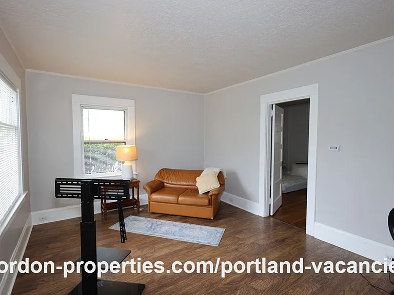 3815 SE 11th Ave — Photo 6