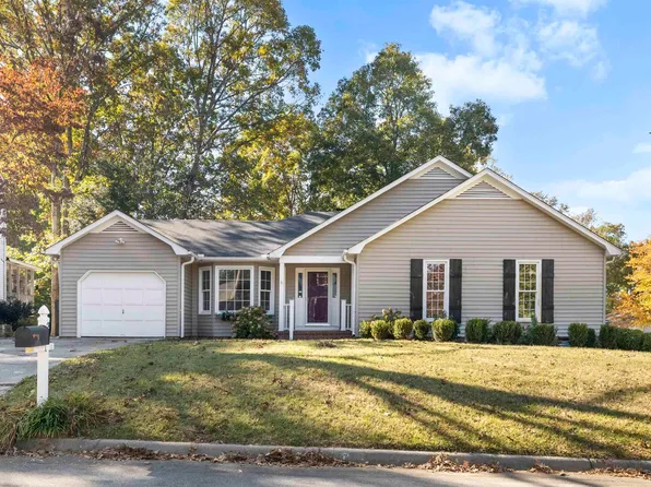 2 Ashley Ln, Taylors, SC 29687