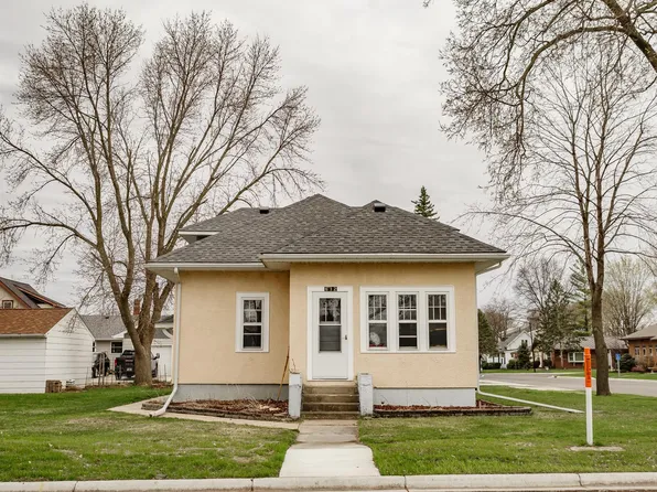 612 W Brooks St, Arlington, MN 55307