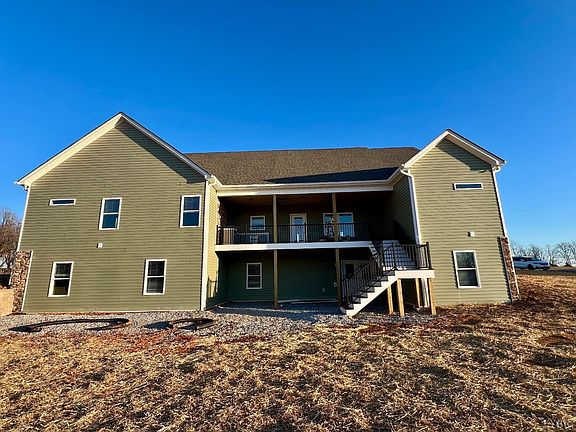 2nd image of 1120 Bellevue Acre Dr