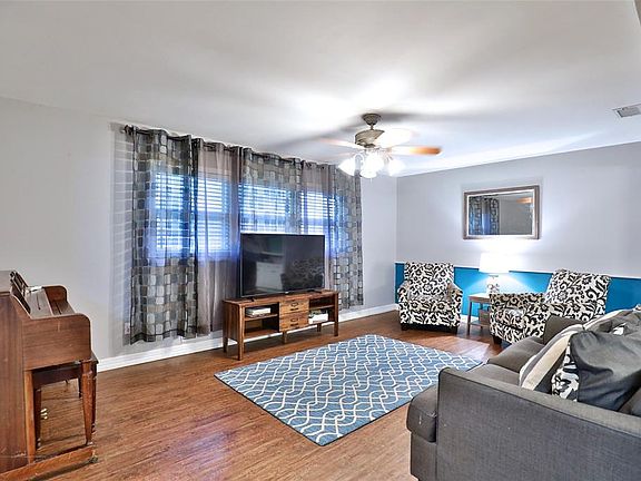 5th image of 2149 Sylvan Dr