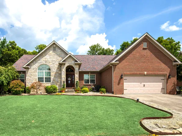 4040 Greentree Rd, Versailles, KY 40383