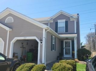 402 Angela Ln, Avon Lake, OH 44012
