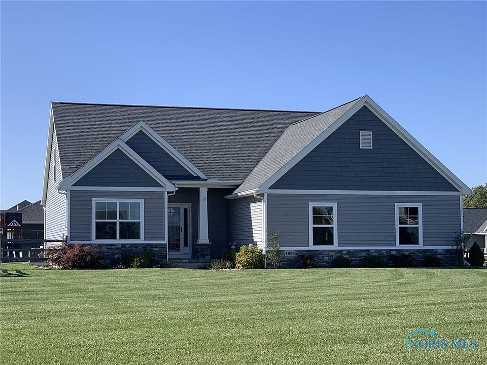 1st image of 1853 N Freedom Dr