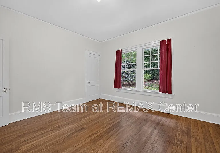 582 Clifton Rd NE — Photo 28