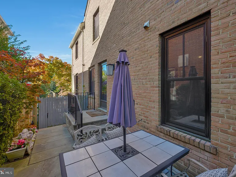 4732 Massachusetts Ave NW — Photo 17