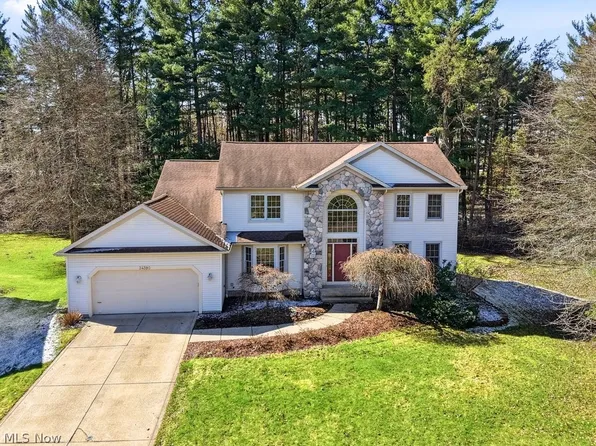 34390 Appleview Way, Solon, OH 44139