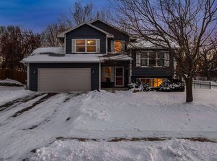 19079 Broadmoore Dr, Eden Prairie, MN 55346