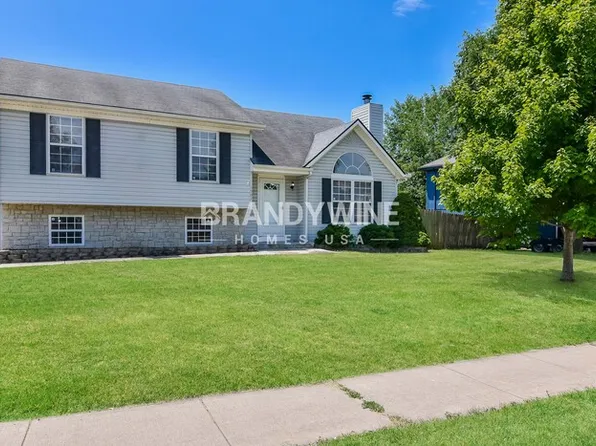 1501 Allendale Dr, Greenwood, MO 64034