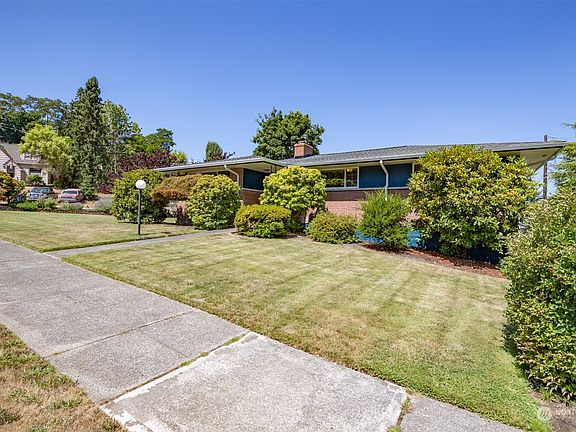 5th image of 6019 N Park Way
