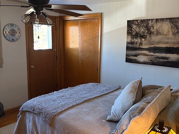 5th image of 5106 W Kinnickinnic River Pkwy #3