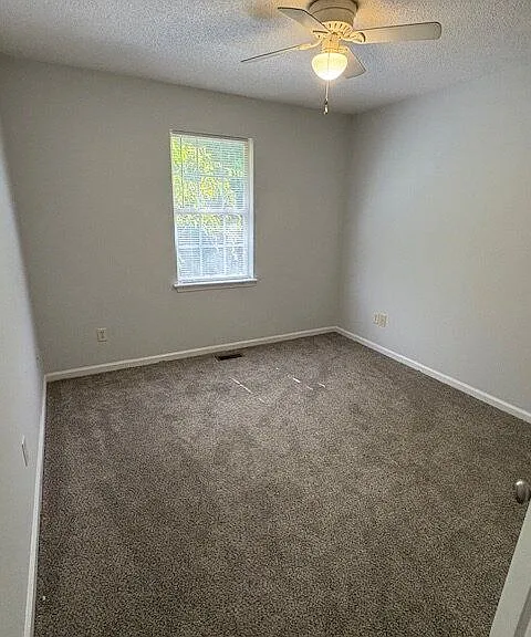 2511 Bluff View Ct #B — Photo 5
