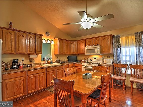 3rd image of 28383 Wynikako Ave