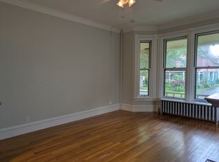 22 Bartlett Ave APT 1, Pittsfield, MA 01201