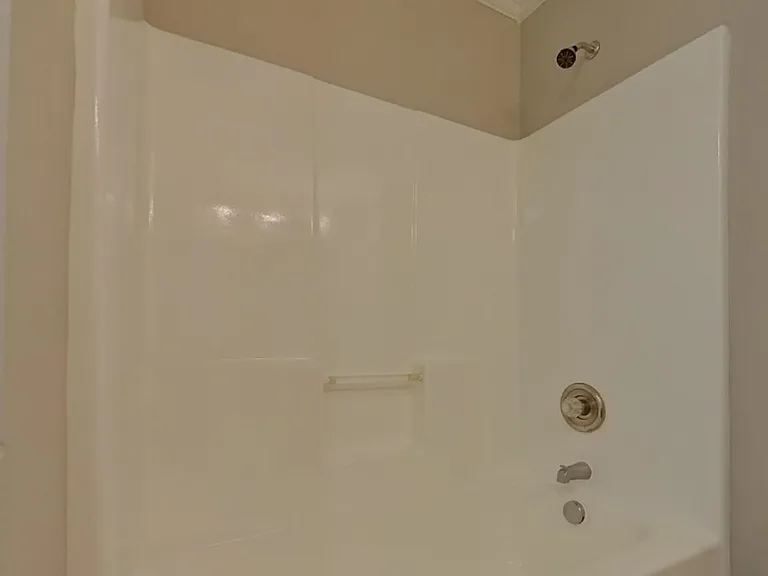 180-180 Riglaw Cir — Photo 9