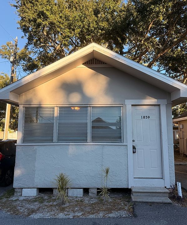 1st image of 1859 29th Ave N