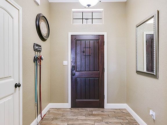 4th image of 6113 Katie Ln