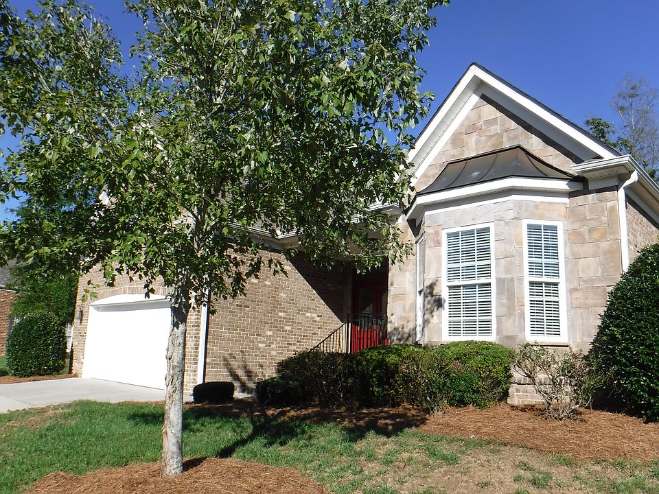 1st image of 724 Cherry Hills Pl