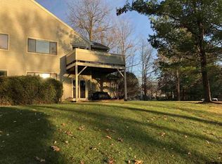 222 Grenadier Ct, Halfmoon, NY 12065