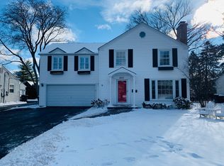 2025 Linneman St, Glenview, IL