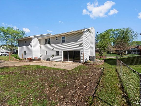5th image of 1333 Rolling Fields Dr