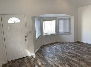 617 N Hollywood Way, Burbank, CA 91505