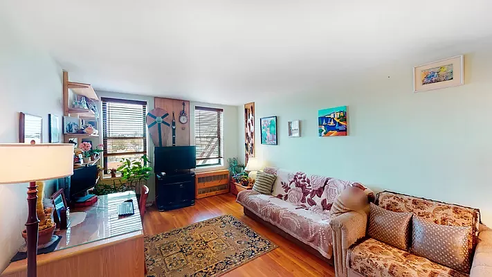 2922 Nostrand Ave APT 5A photo 1