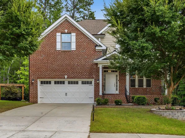 305 Herberts Corner Ct, Cary, NC 27513