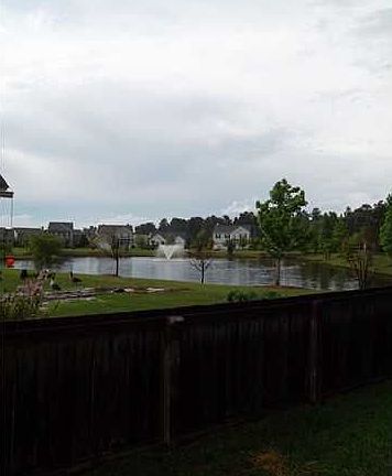 5th image of 228 Dovetail Cir