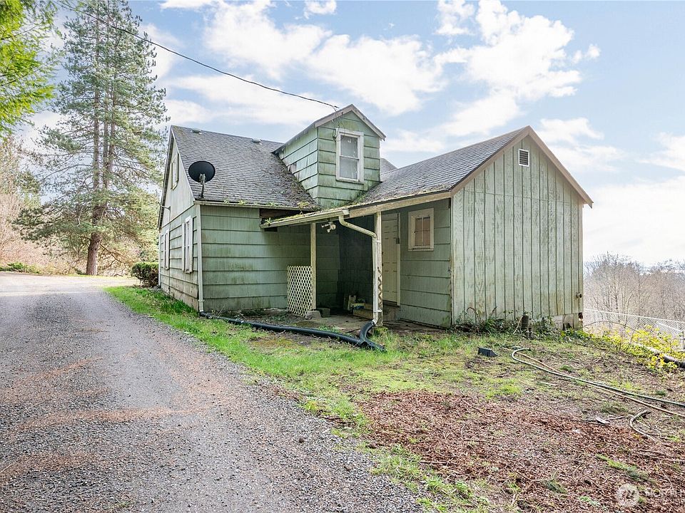 2nd image of 543 Lone Oak Road