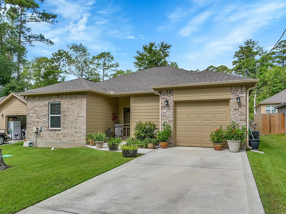 1st image of 15761 Sweetgum Dr