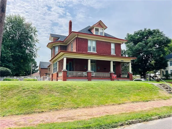 1802 S 20th St, Saint Joseph, MO 64507