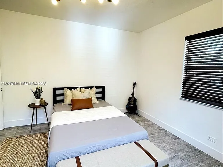 1040 Lenox Ave #1040 — Photo 18