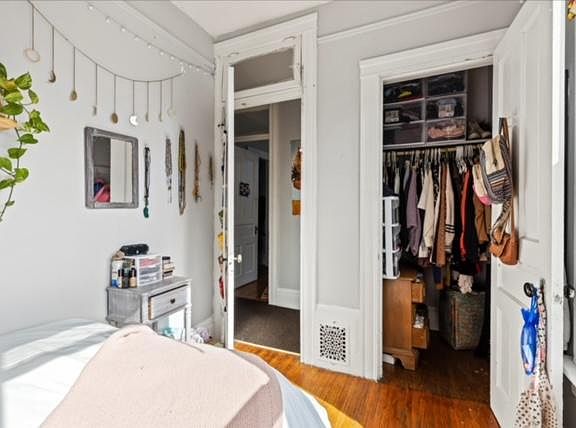 3rd image of 1545A E Irving Pl #A