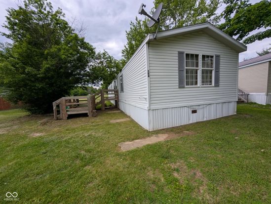 384 Cool Evening Ct, Cloverdale, IN 46120