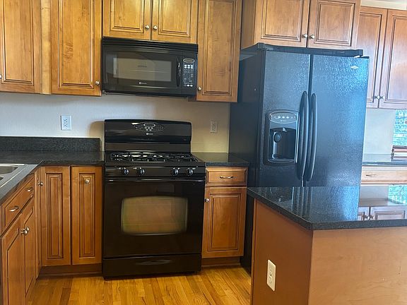 2nd image of 3428 E 106th Ct
