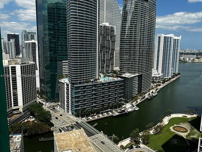 500 Brickell Ave #3307 — Photo 1