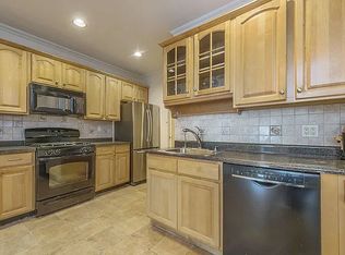 21-49 45th St #1L, Astoria, NY 11105