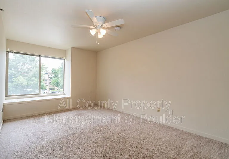 33 S Boulder Cir #209 — Photo 14