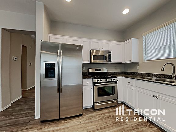 4th image of 6145 Glenborough St