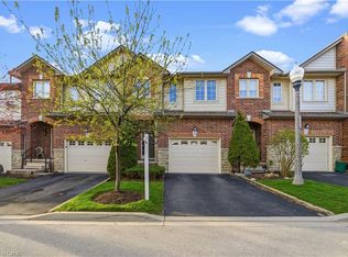 9 Liddycoat Ln #18, Hamilton, ON L9G0A7