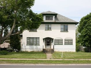 1788 Burrstone Rd, New Hartford, NY 13413