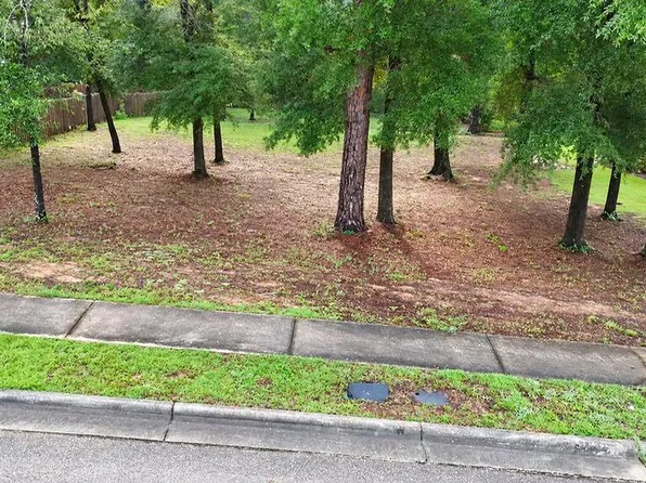 209 Wicklow Dr, Dothan, AL 36303