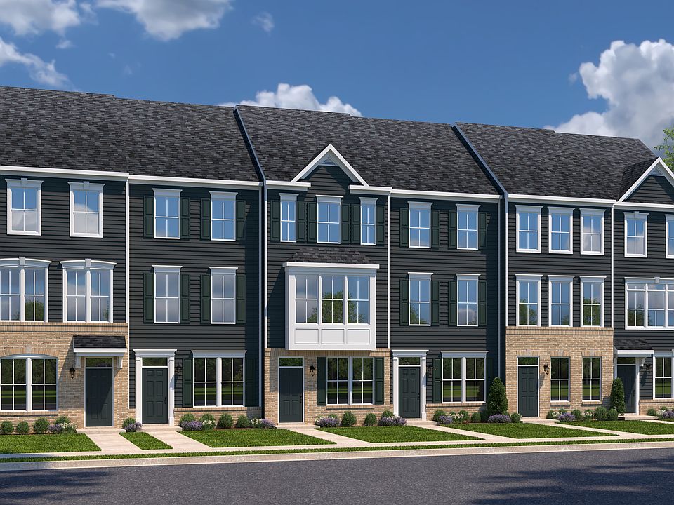 3-Story Clarendon