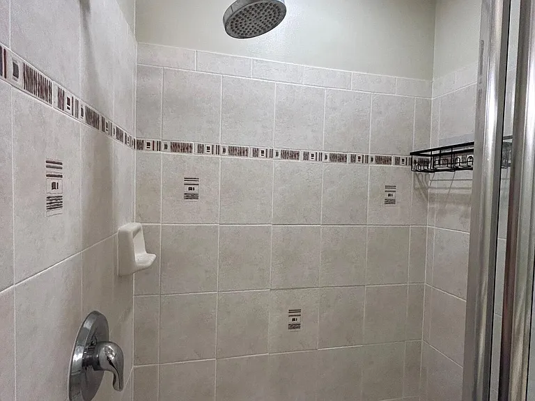 4035 Cornerstone Dr — Photo 37