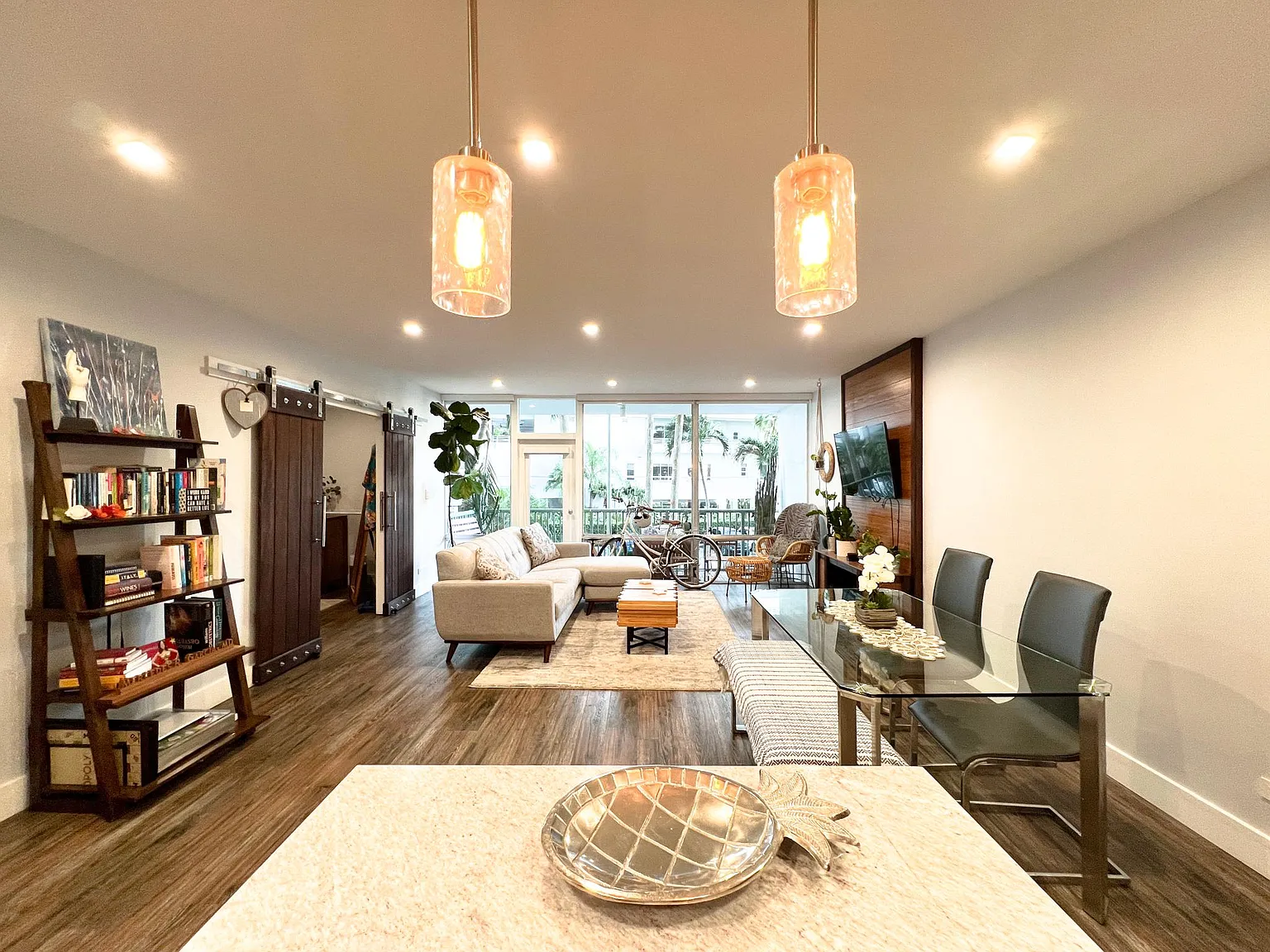 1408 Brickell Bay Dr — Photo 1