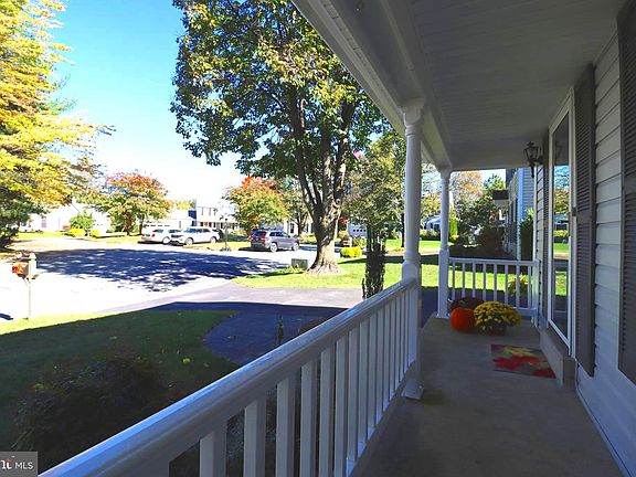 3rd image of 3410 Saint Theresa Ct
