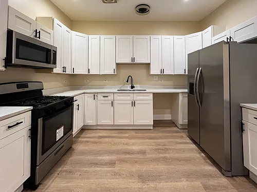 1234 S Central Park Ave #2R Photo 1