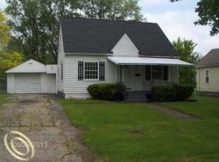 107 2nd St, Yale, MI 48097